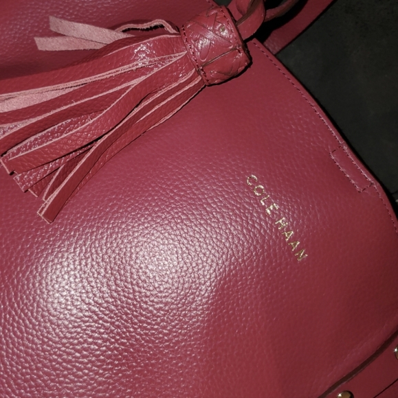 VINTAGE Limited Edition Cole Haan Leather Shoulder Bag - Picture 3 of 17